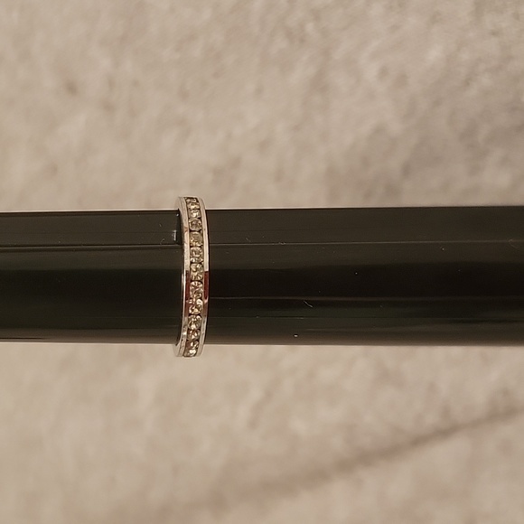 Cubic zirconia band - Picture 2 of 6